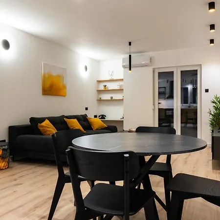 Apartment Lumos - Free Private Parking *